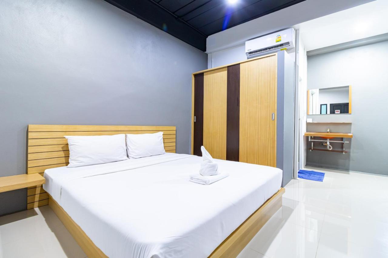 Cs Klongtoey Grand Resort Ban Yep Chaeng Kültér fotó